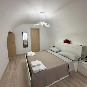 Affittacamere Rose's House, Napoli