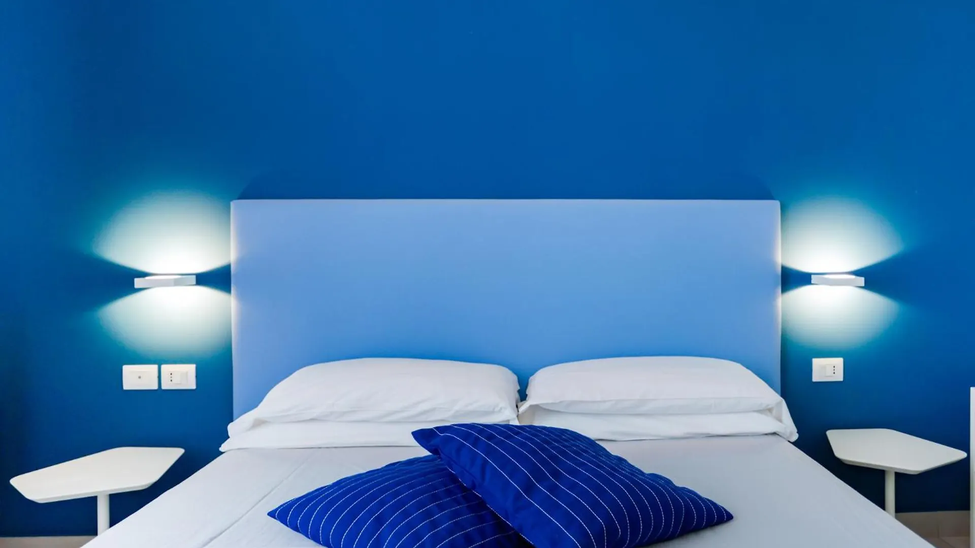 V10 Guesthouse Naples Italie