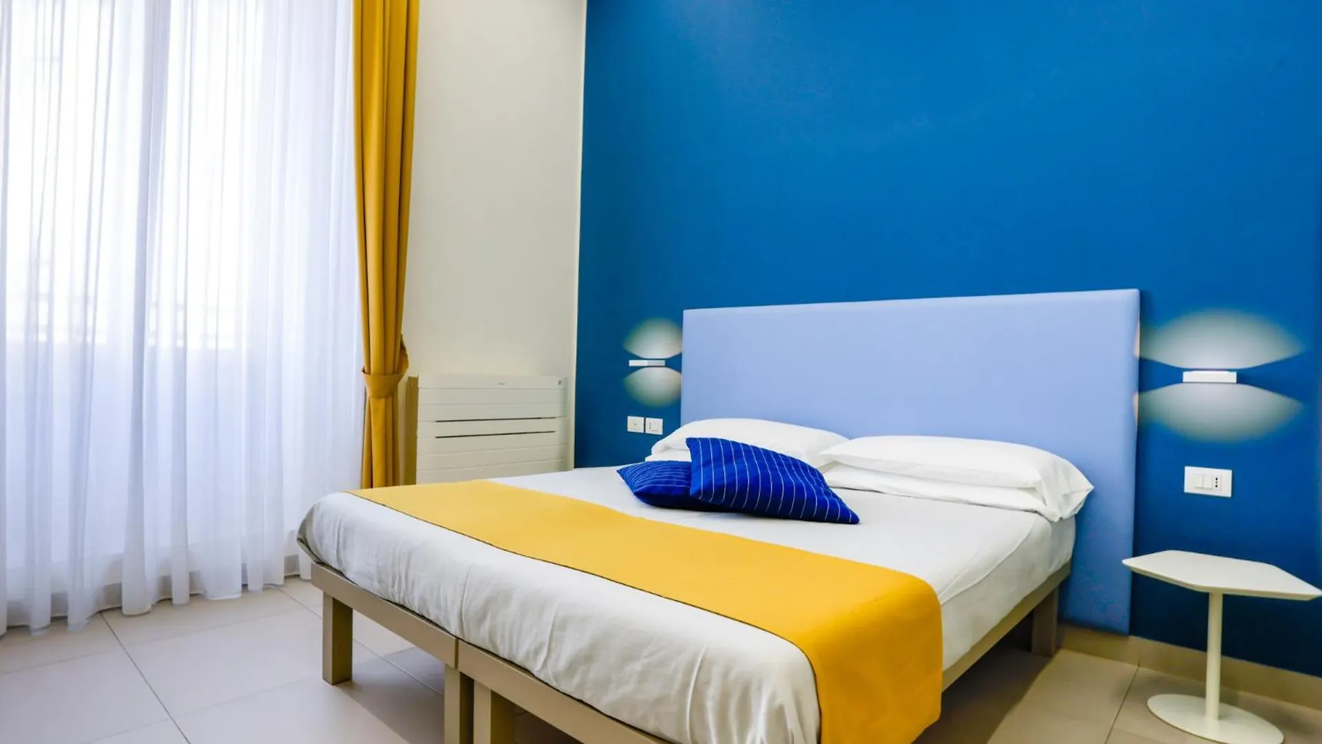 V10 Guesthouse Naples Maison d'hôtes