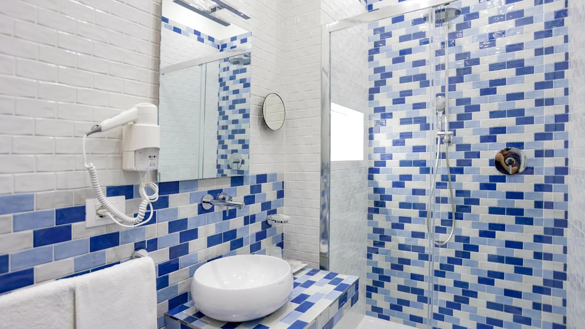 V10 Guesthouse Naples