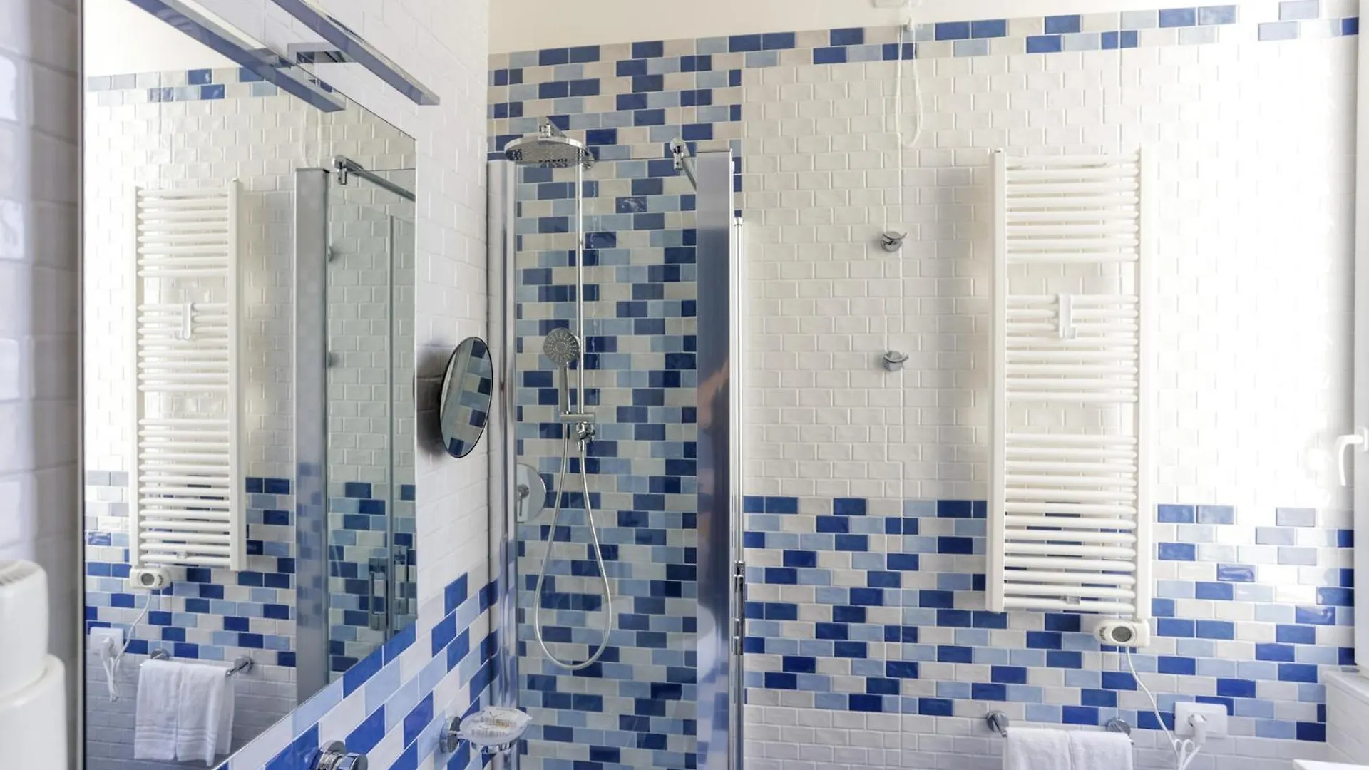 V10 Guesthouse - Vanvitelli 10 Naples
