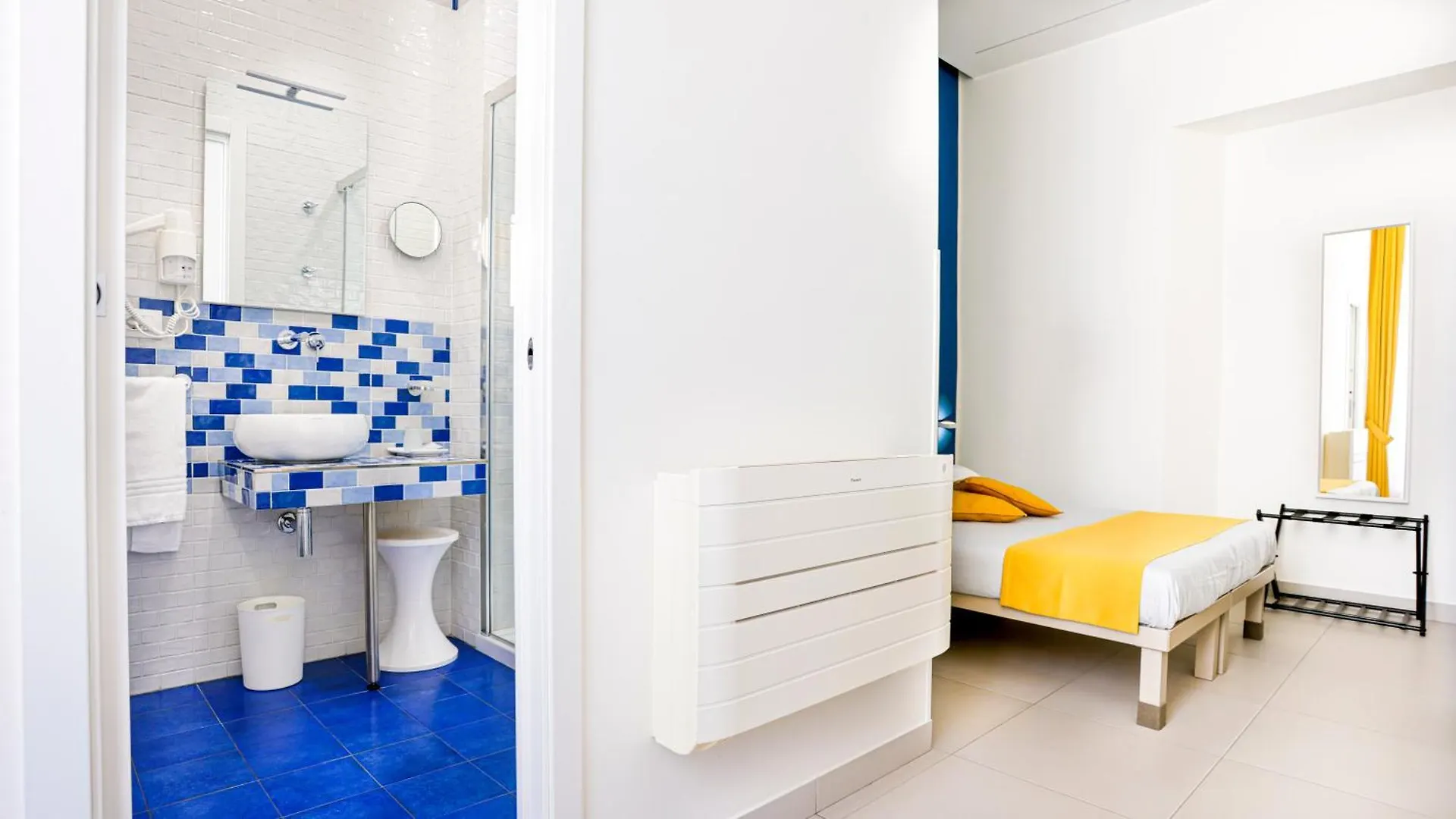 V10 Guesthouse - Vanvitelli 10 Naples 0*,