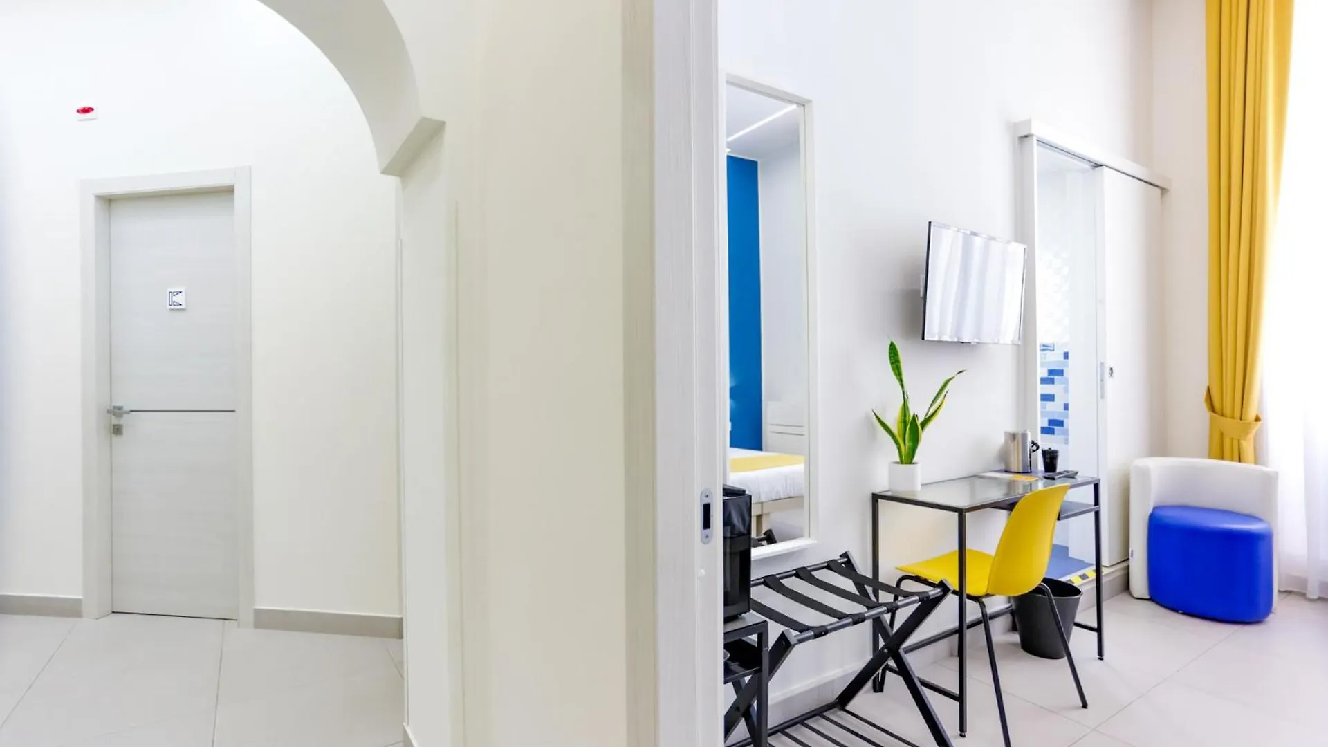 V10 Guesthouse - Vanvitelli 10 Naples Guest house
